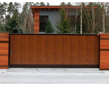 Откатные уличные ворота DoorHan 5500x2500