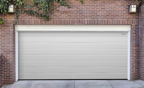 Гаражные секционные ворота DoorHan RSD01 2600x2400