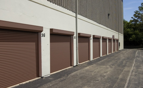 Рольставни для оконных проемов DoorHan профиль взломостойкий RHE45M (1300x1200)